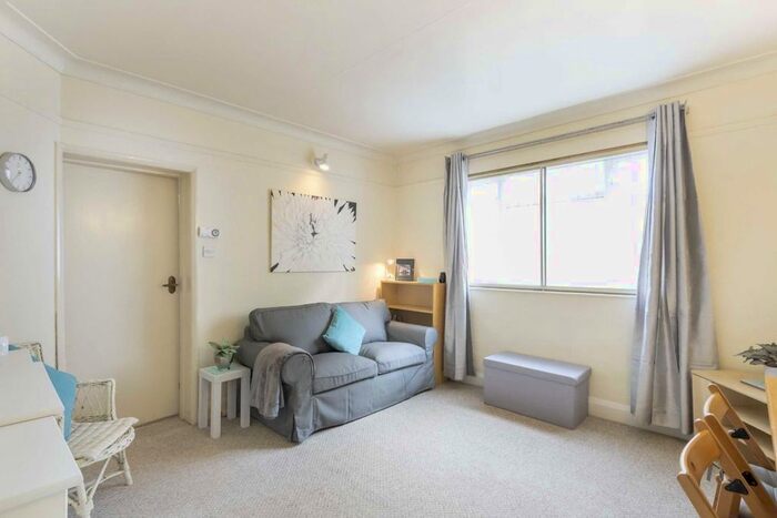 1 Bedroom Flat To Rent In Lupus Street, London, SW1V