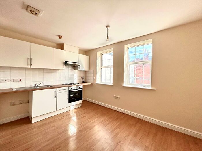 1 Bedroom Flat To Rent In Connaught House, Connaught Road, Reading, RG30