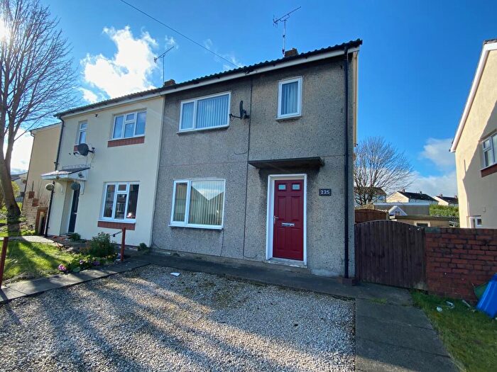 2 Bedroom House To Rent In Boythorpe Road, Chesterfield, S40