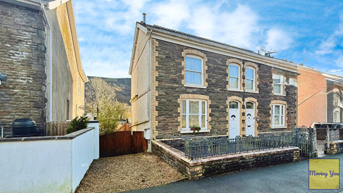3 Bedroom Semi Detached House For Sale In Ynysydarren Road, Ystalyfera, SA9