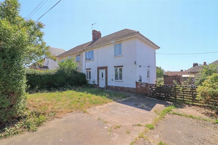 3 Bedroom Semi Detached House For Sale In Third Avenue, Upton, Pontefract, WF9