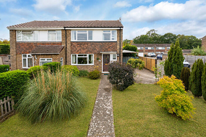 3 Bedroom Semi Detached House For Sale In Leith Grove, Beare Green, RH5