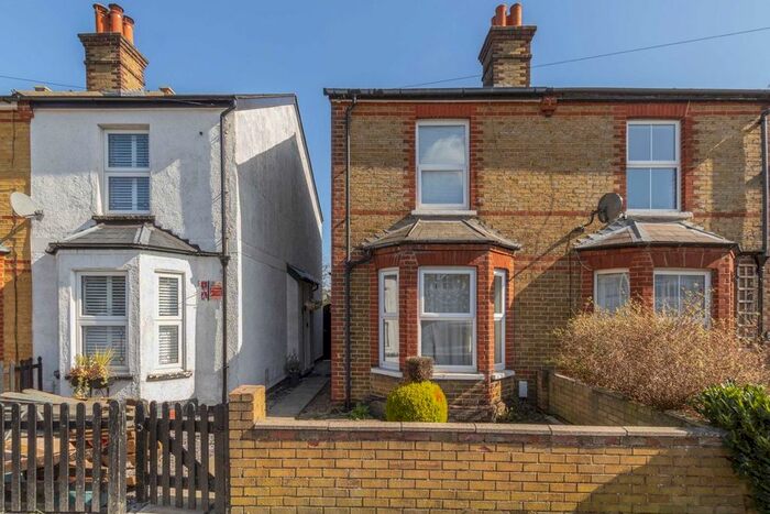 2 Bedroom Property To Rent In Upper Court Road, Epsom, KT19