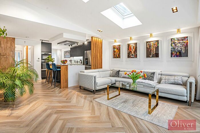 3 Bedroom Terraced House For Sale In Ranskill Road, Borehamwood, WD6