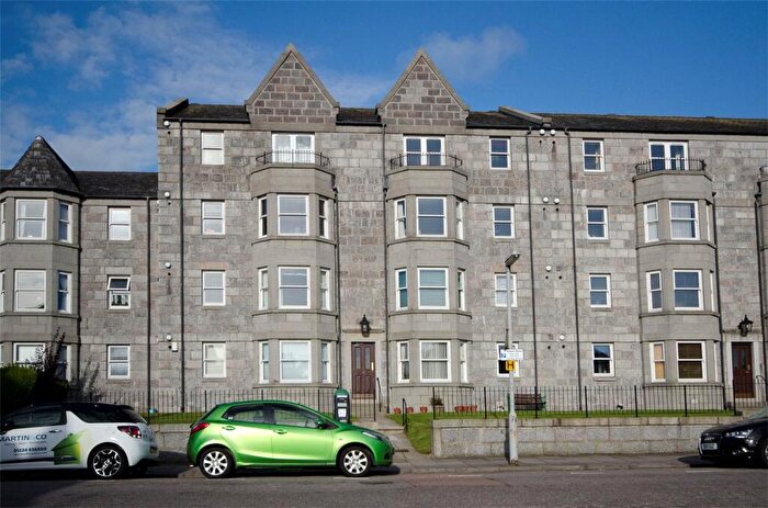 2 Bedroom Flat To Rent In Belgrave Terrace, Aberdeen, AB25