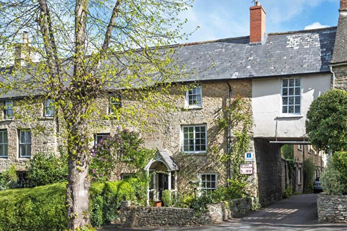 3 Bedroom Cottage For Sale In New Street, Chipping Norton, OX7