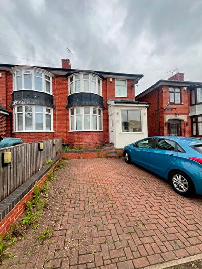 4 Bedroom Property To Rent In Barrows Lane, Birmingham, B26