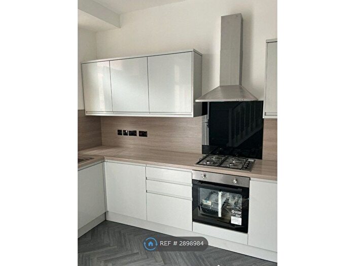 3 Bedroom Terraced House To Rent In Copster Hill Road, Oldham, OL8