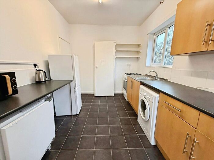 1 Bedroom Flat To Rent In Tavistock Avenue, Nottingham, NG3