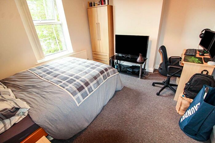 5 Bedroom Terraced House To Rent In Charnwood Grove, West Bridgford, NG2