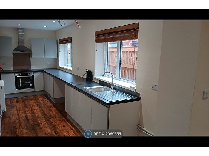 3 Bedroom Terraced House To Rent In Nelson Street, Stoke-On-Trent, ST4