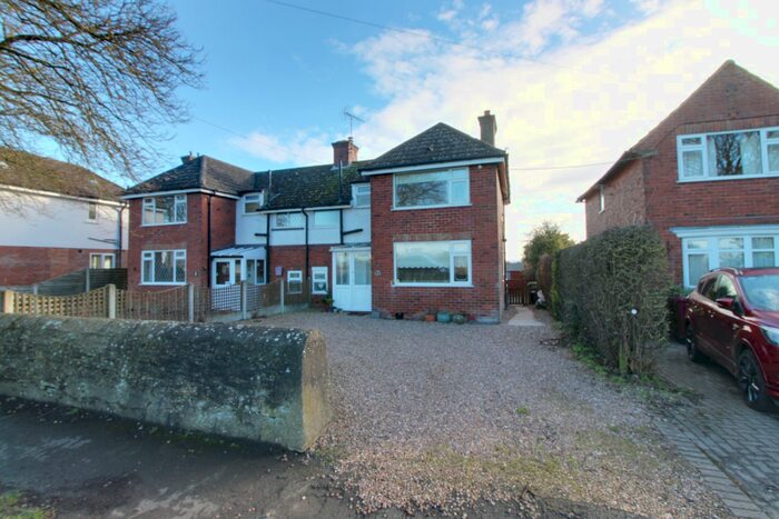 3 Bedroom Semi-Detached House For Sale In North Cliff Road, Kirton Lindsey, Gainsborough, DN21