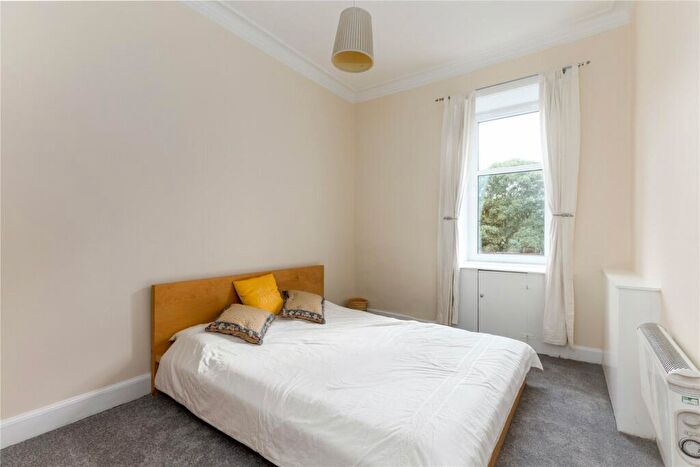 1 Bedroom Apartment For Sale In () Balcarres Street, Morningside, Edinburgh, EH10