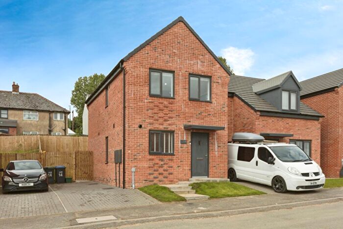 3 Bedroom Semi-Detached House For Sale In Victory Close, Consett, DH8