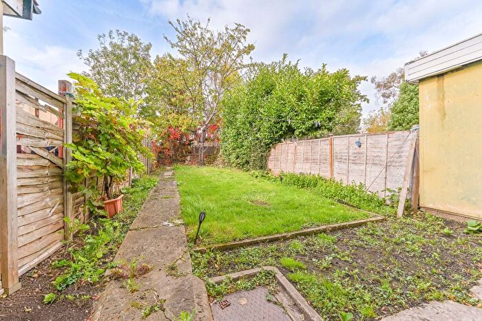 3 Bedroom Terraced House To Rent In Kimberley Road, Selhurst, Croydon, CR0