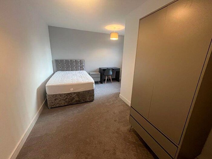 1 Bedroom House Of Multiple Occupation To Rent In Cleeve Wood Road, Bristol, BS16