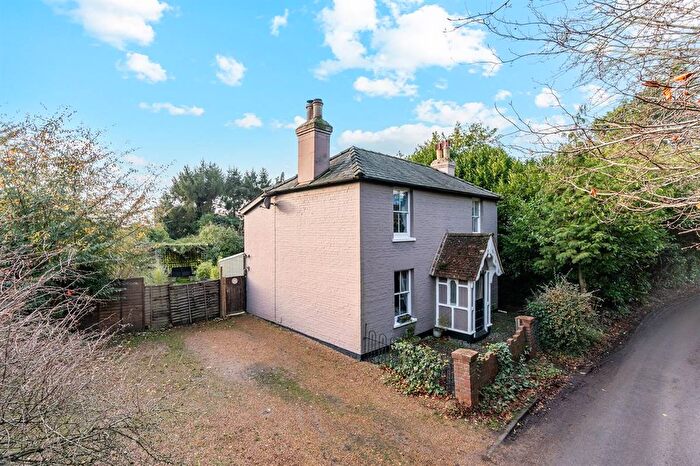 3 Bedroom Detached House For Sale In Grove Road, Selling, Faversham, ME13