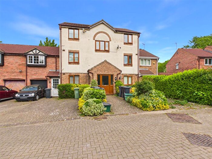 1 Bedroom Apartment For Sale In Buscombe Gardens, Hucclecote, Gloucester, Gloucestershire, GL3