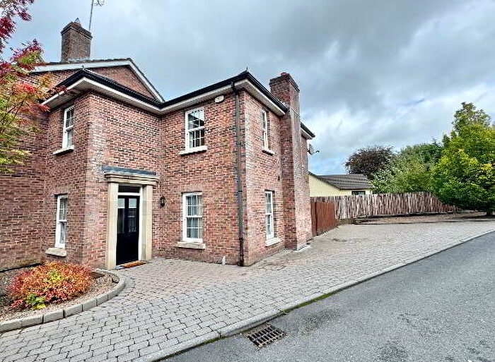 2 Bedroom End TownHouse For Sale In Camowen Mews, Omagh, BT79