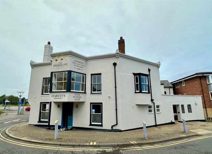 2 Bedroom Flat To Rent In Bridge Street, Newhaven, BN9