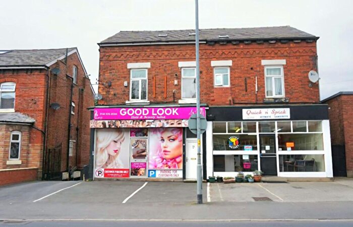 3 Bedroom Flat To Rent In Albert Road, Levenshulme, Manchester, M19