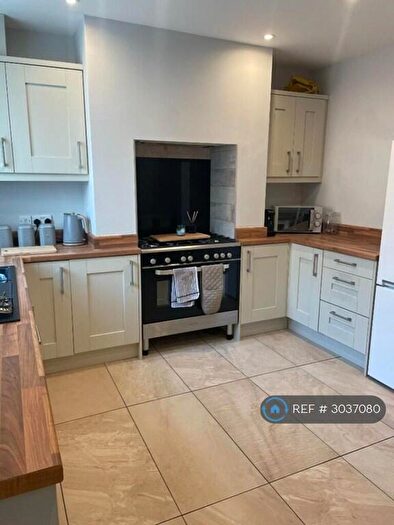 2 Bedroom Terraced House To Rent In Devonshire St, Chesterfield, S43