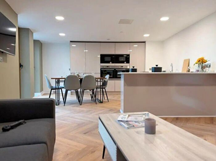 5 Bedroom Private Halls To Rent In Oldham Street, Liverpool, L1