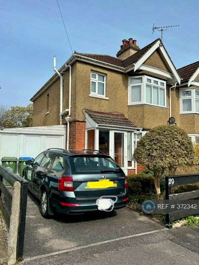 3 Bedroom Semi-Detached House To Rent In Southampton, Southampton, SO15
