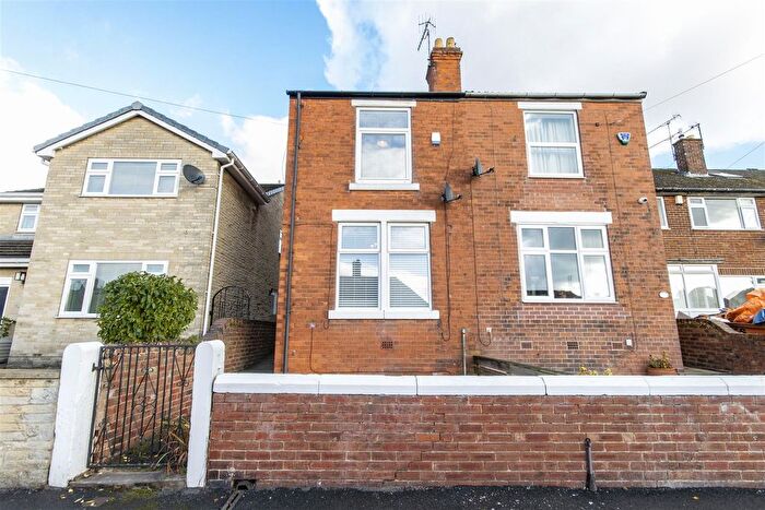 2 Bedroom Semi-Detached House For Sale In Brockwell Lane, Brockwell, Chesterfield, S40