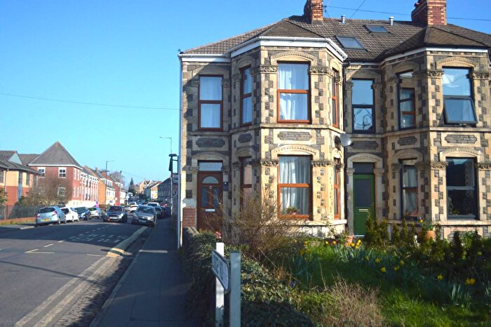 3 Bedroom End Of Terrace House For Sale In Soundwell Road, Bristol, BS15