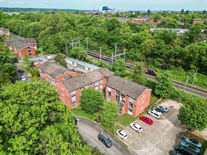 2 Bedroom Flat To Rent In Trafalgar Court, Southcote Road, Reading, Berkshire, RG30