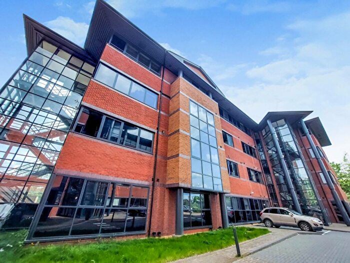 1 Bedroom Flat To Rent In Sandringham House, Windsor Street, Salford, Manchester, M5