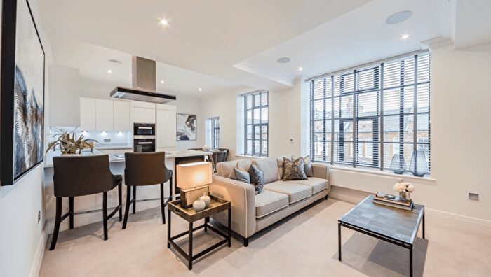 2 Bedroom Flat To Rent In Rainville Road, London, W6