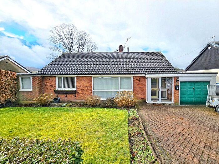 4 Bedroom Bungalow For Sale In Gorse Grove, Helmshore, Rossendale, BB4