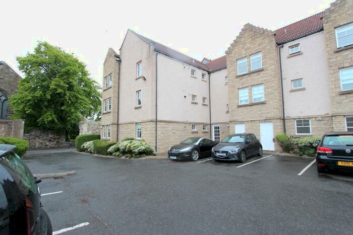 2 Bedroom Flat To Rent In Restalrig Road South, Restalrig, Edinburgh, EH7