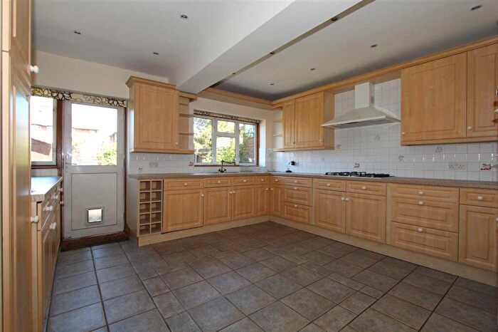 5 Bedroom Semi-Detached House To Rent In Wetheral Drive, Stanmore, HA7