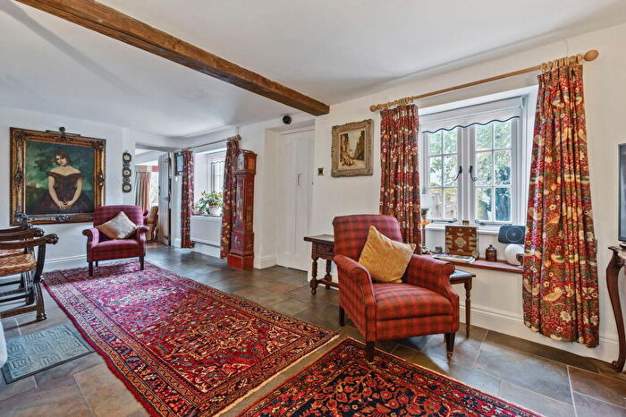 4 Bedroom Detached House For Sale In Middlemoor, Tavistock, PL19