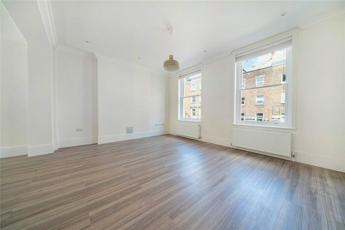 4 Bedroom Maisonette To Rent In Goodge Street, Fitzrovia, London, W1T