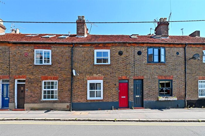 3 Bedroom Terraced House To Rent In Oxford Road, Marlow, SL7