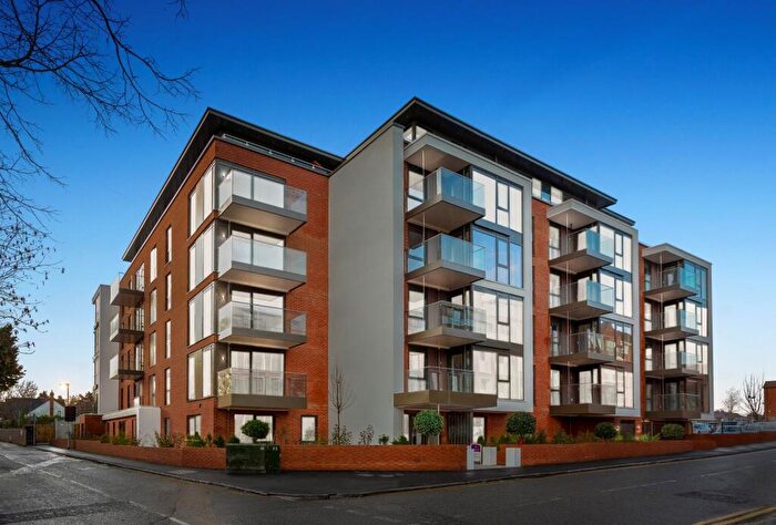 2 Bedroom Apartment To Rent In Station Road, Gerrards Cross, Buckinghamshire, SL9