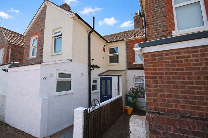 2 Bedroom Property For Sale In Hawden Road, Tonbridge, TN9