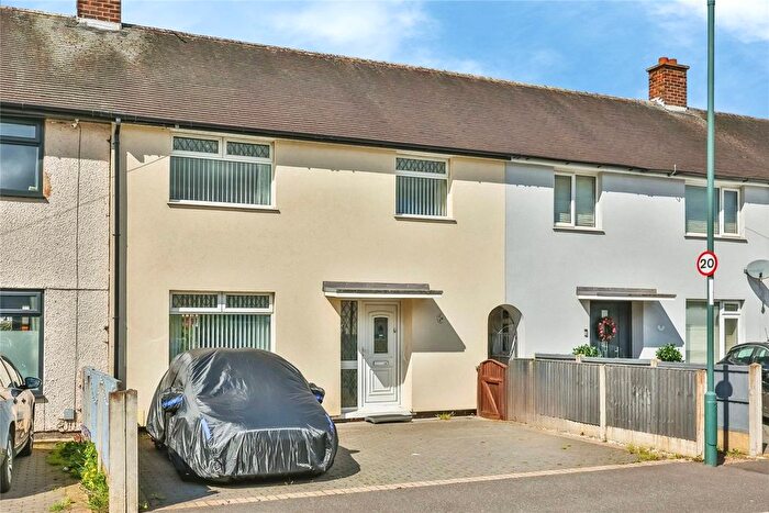 3 Bedroom Terraced House For Sale In Highwray Grove, Clifton, Nottingham, NG11
