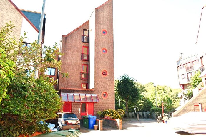 2 Bedroom Apartment To Rent In Bywater Place, London, SE16