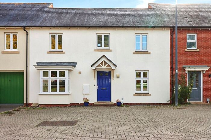 3 Bedroom Terraced House For Sale In Hickory Lane, Almondsbury, Bristol, Gloucestershire, BS32