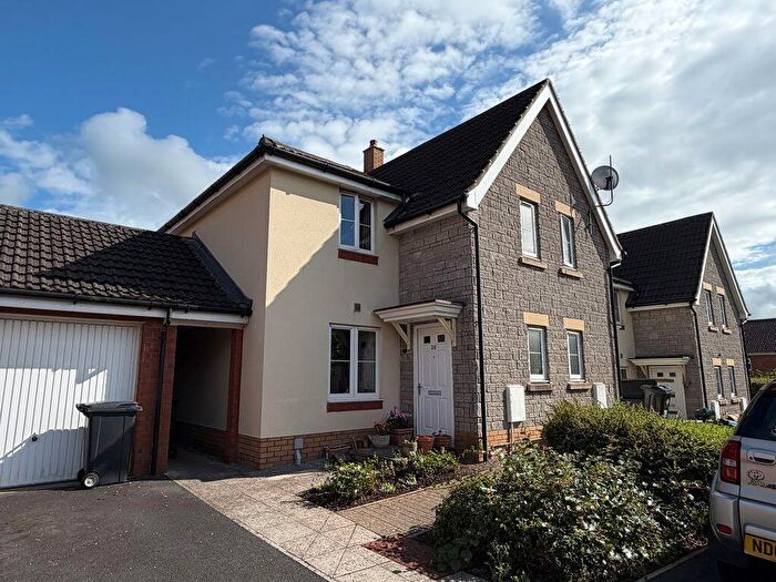 2 Bedroom Semi Detached House For Sale In Latimer Close, Brislington, Bristol, BS4