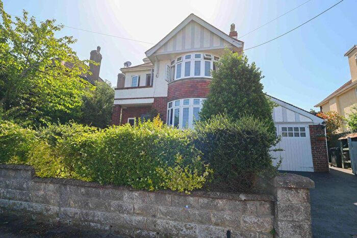 4 Bedroom Detached House For Sale In Kings Road, Clevedon, BS21