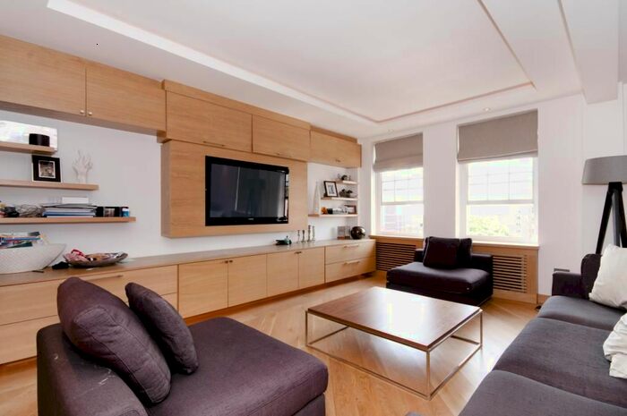 2 Bedroom Flat To Rent In Portman Square, London, W1H