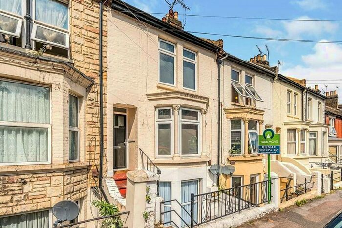 1 Bedroom Property To Rent In Richmond Road, Gillingham, Kent, ME7