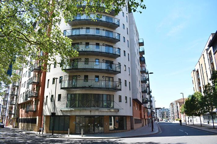 2 Bedroom Flat To Rent In Briton Street - Gate, Ocean Village, Southampton, SO14
