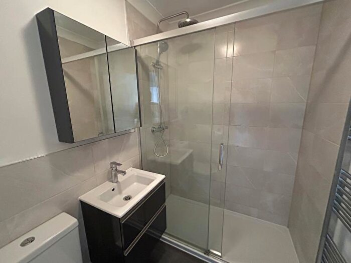 1 Bedroom Maisonette To Rent In Harms Grove, Merrow, Guildford, GU4